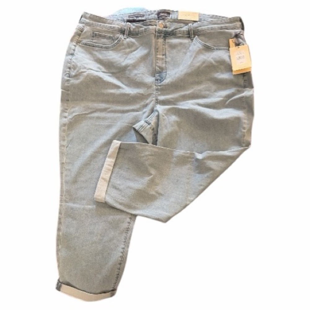 Casual Light Blue Jeans NYDY Petite